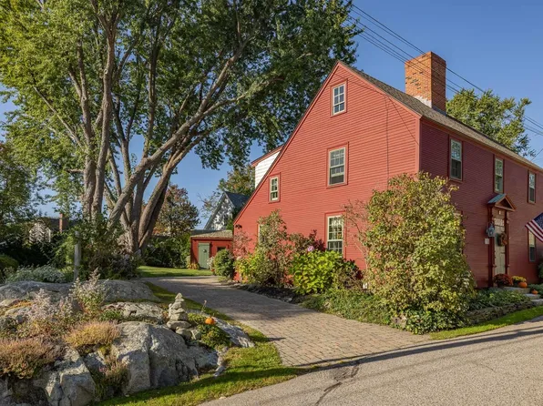 33 Piscataqua Street, New Castle, NH 03854