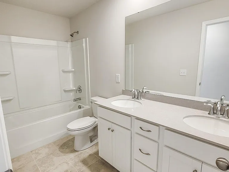 22 Echo Valley Dr — Photo 2