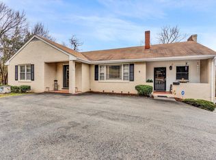 917 E Washington Ave, Vinton, VA 24179