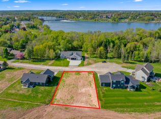 405 Jerelyn Ct #8, Combined Locks, WI 54113