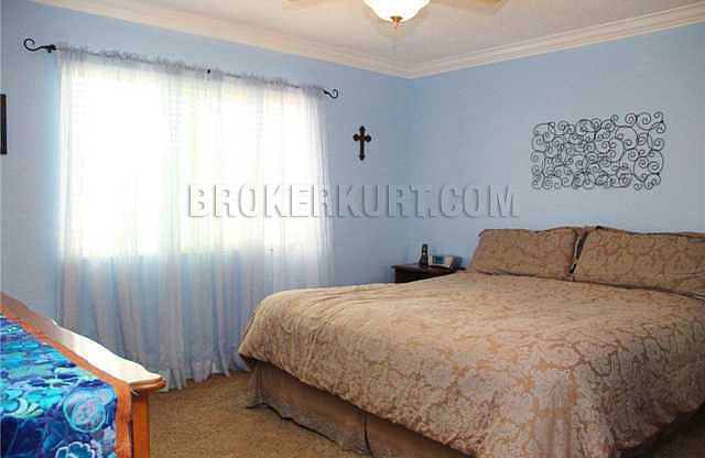 2nd image of 5058 Tyler St