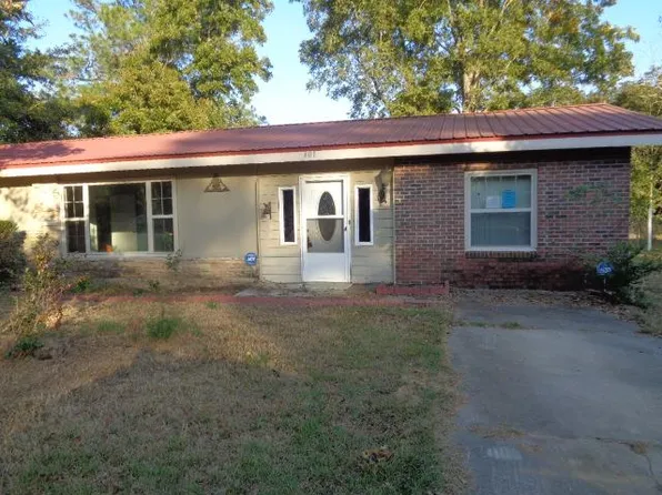 401 Timbers Dr, Dothan, AL 36301