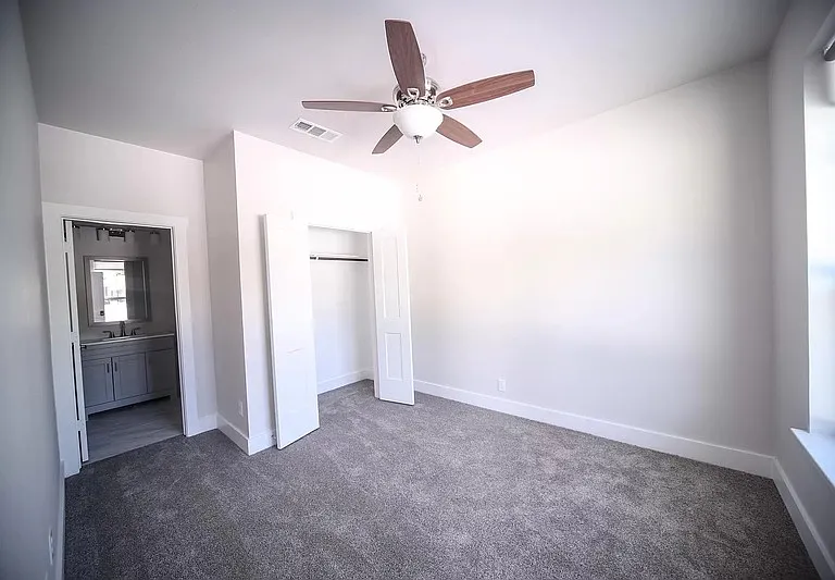 2340 Benbrook Dr — Photo 7