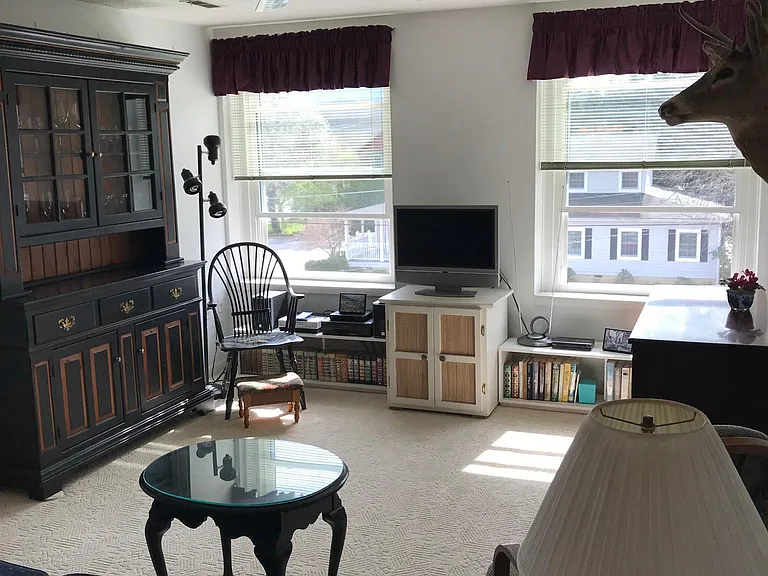 622 S Haywood St #303 — Photo 4