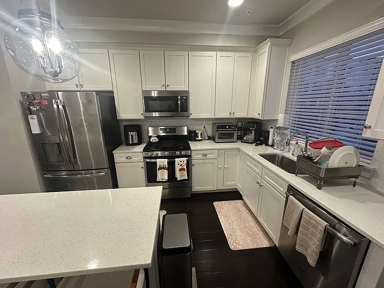 14566 Lake Vista Dr — Photo 72