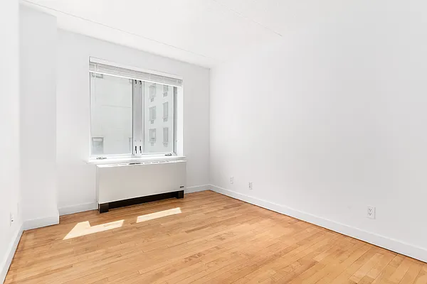 Sold by Compass | media 9