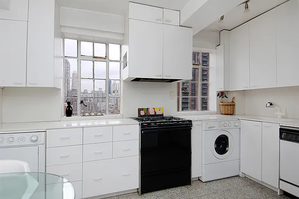 Sold by Corcoran | media 4