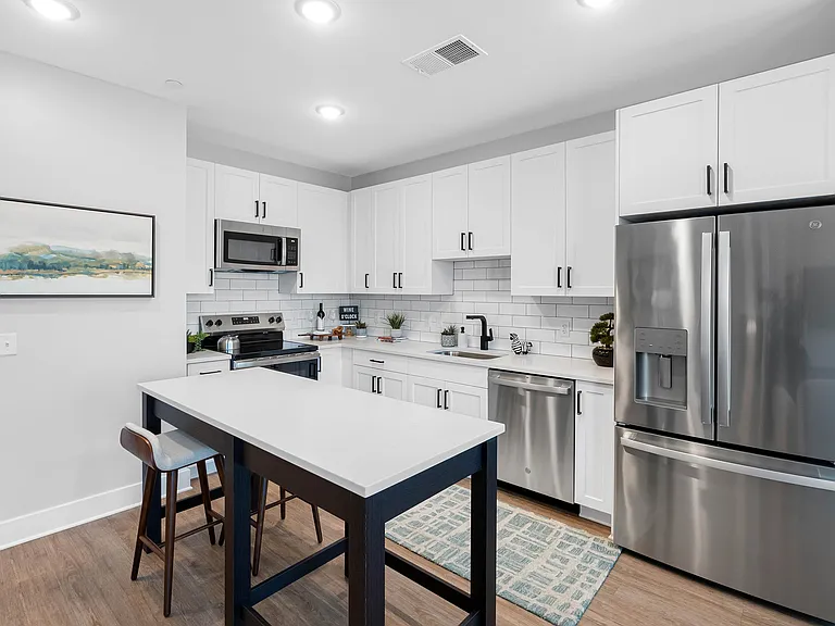 The James at Springline — Photo 14