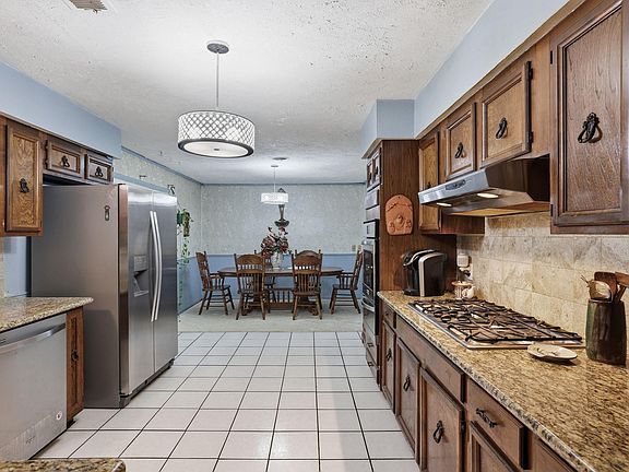 5th image of 10922 Ivyridge Rd