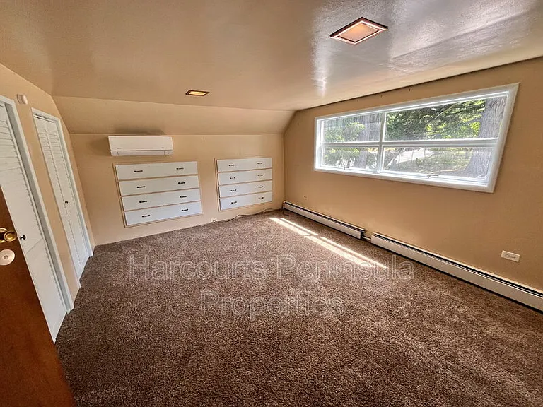 8339 State Highway 303 NE — Photo 10
