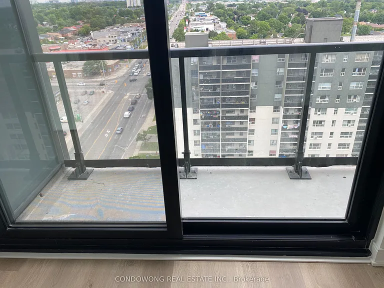86 Dundas St E #1404 — Photo 12