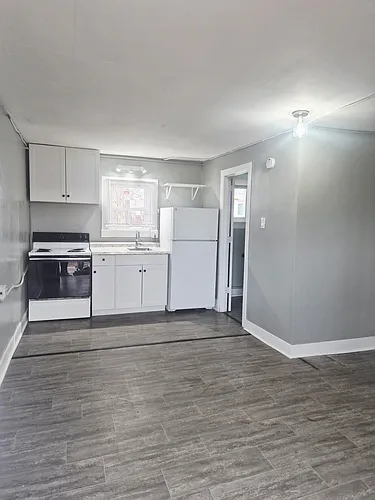 2400 Lake Ave #E Photo 1