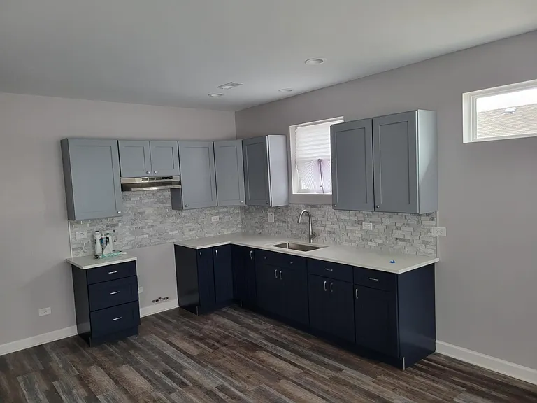 1354 W 112th St #G — Photo 1