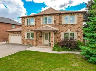 13 Petworth Rd, Brampton, ON L6Z 4C5