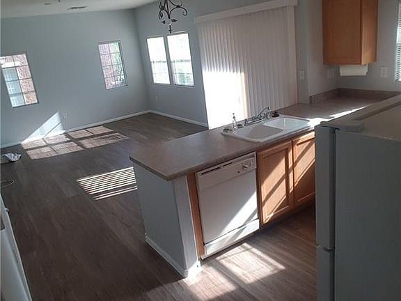 4th image of 3935 Legend Hills St Unit 201