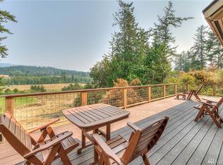 154 Boones Pond Rd, Eastsound, WA 98245