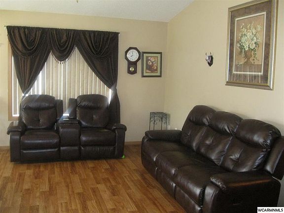 2nd image of 226 Rainbow Dr