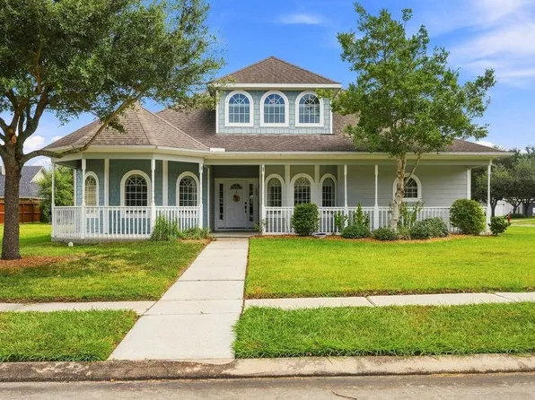 605 Brunswick Dr, League City, TX 77573