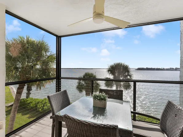 1085 Bald Eagle Dr Unit A304, Naples, FL 34145