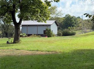 28114 S Bennett Rd, Freeman, MO 64746