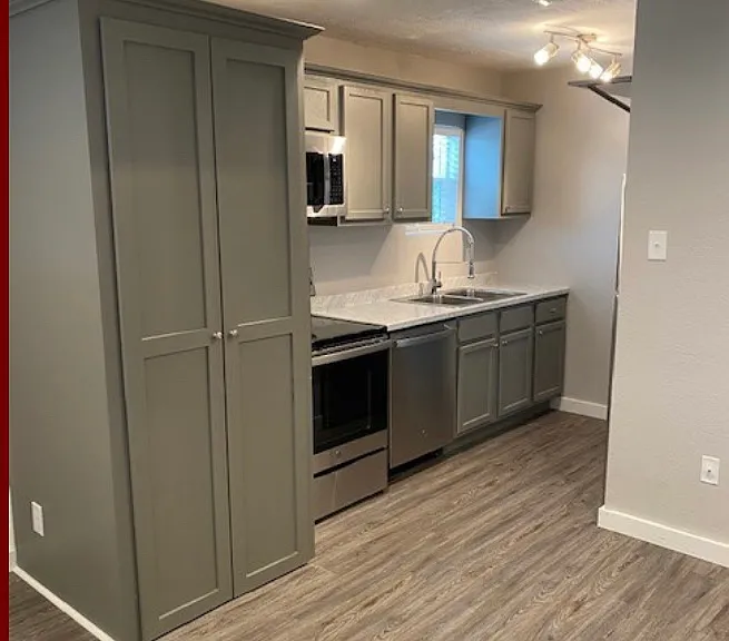 401 Cooner St #11 — Photo 4