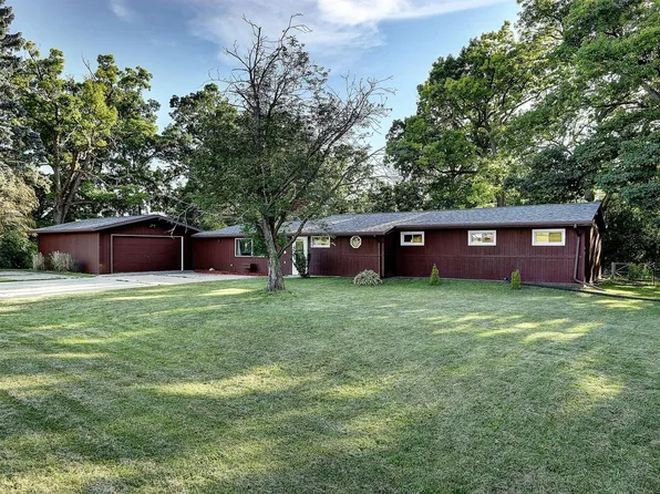 N6539 Peck Station ROAD, Elkhorn, WI 53121