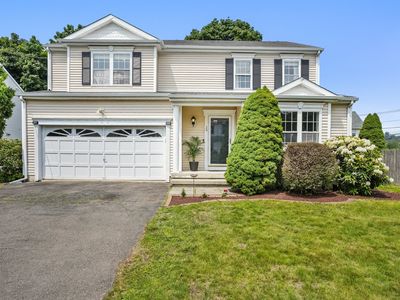 36 Lindbergh Street, Fairfield, CT, 06824