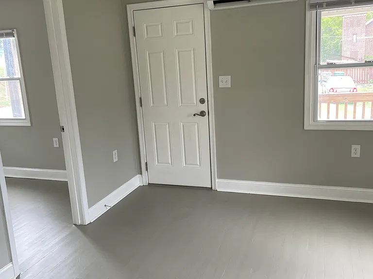 235 Port Republic Rd — Photo 7