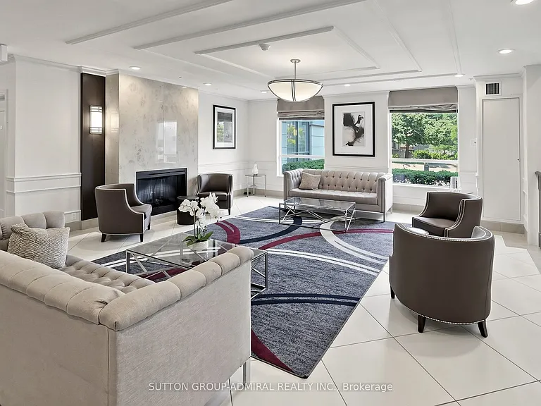 30 N Park Rd #202 — Photo 6