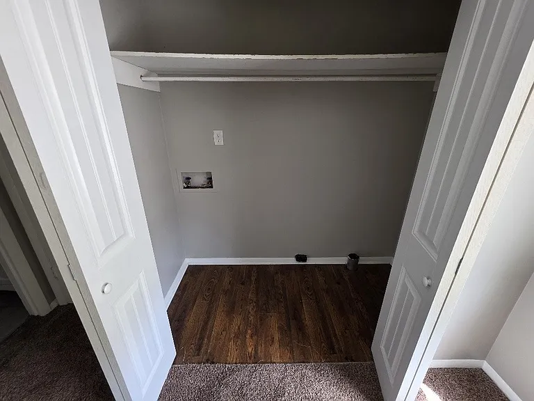 346 E Webster St — Photo 10