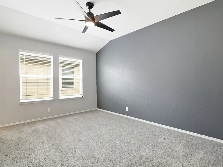 4323 Lake Ritter St — Photo 10