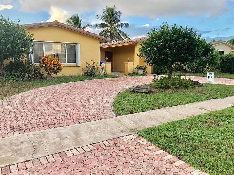 2180 NW 93rd Ave