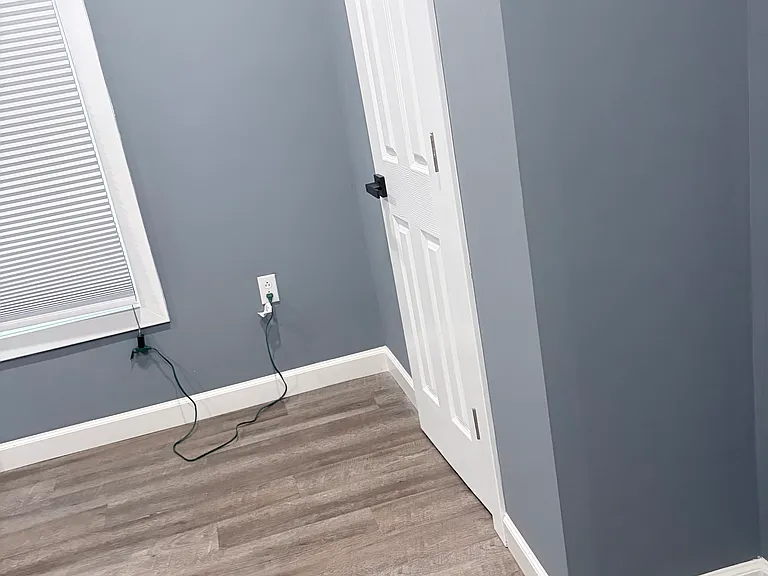 455 Stanley St #1 — Photo 6