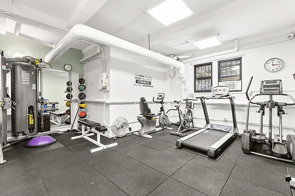 Sold by Compass | media 21