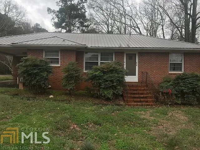876 Nelson St photo 1