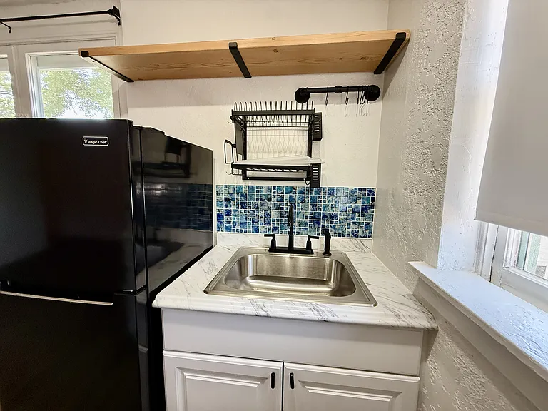 2535 Adams Ave #4 — Photo 17