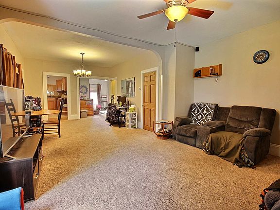 3rd image of 545 Lincoln Ave