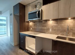 70 Princess St #2712, Toronto, ON M5A 0X6