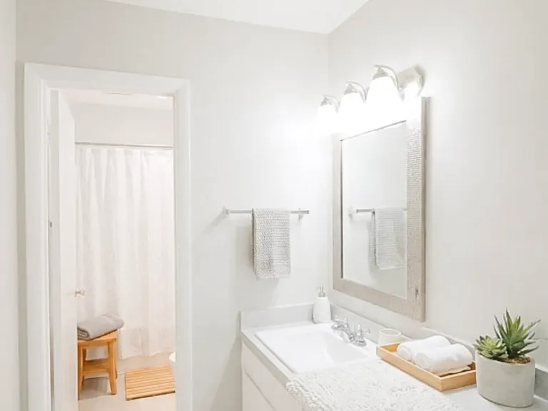 Hampton Hall | Comfort, Convenience, & Community All In One — Photo 207