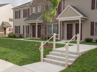 142 Tom Ave APT B, Ephrata, PA 17522