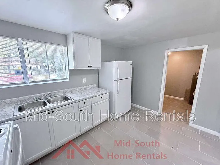 2876 Cela Rd #B — Photo 9