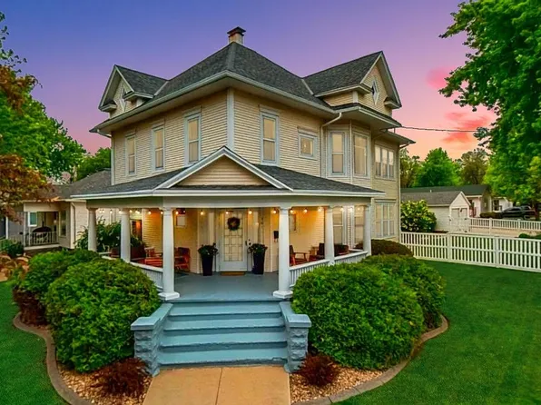 501 W 28th St, Kearney, NE 68845