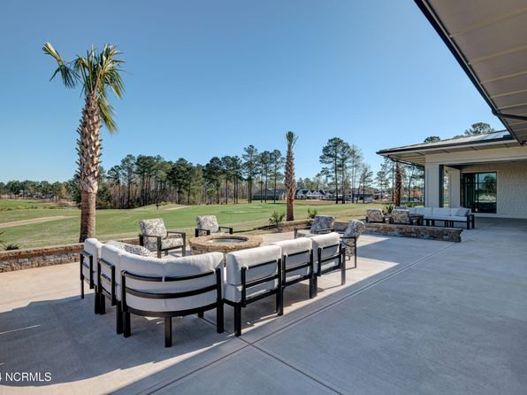 2580 E Timber Crest Drive NE, Leland, NC 28451