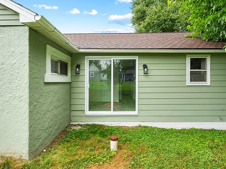 284 Ellicott Rd — Photo 17
