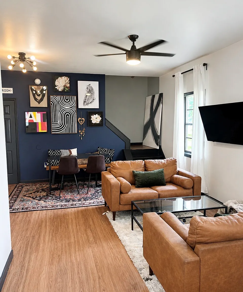 2 bed, 2.5 bath, 1200 sqft, $2,200 — Photo 1