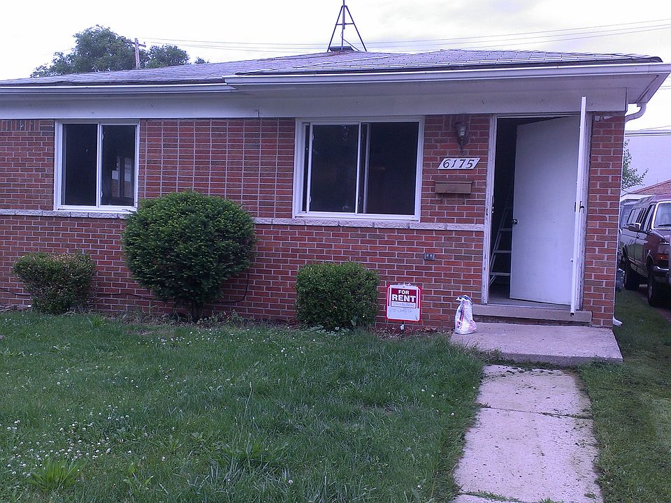 1st image of 6175 N Waverly St