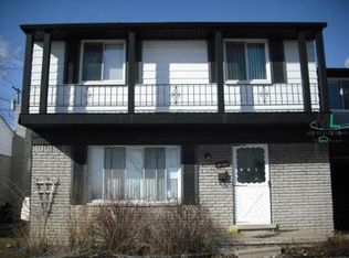 14500 Talbot St, Oak Park, MI 48237
