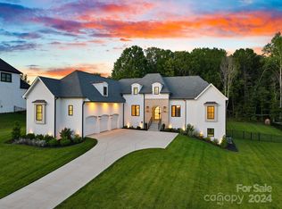 123 Hunts Landing Dr, Mooresville, NC 28117