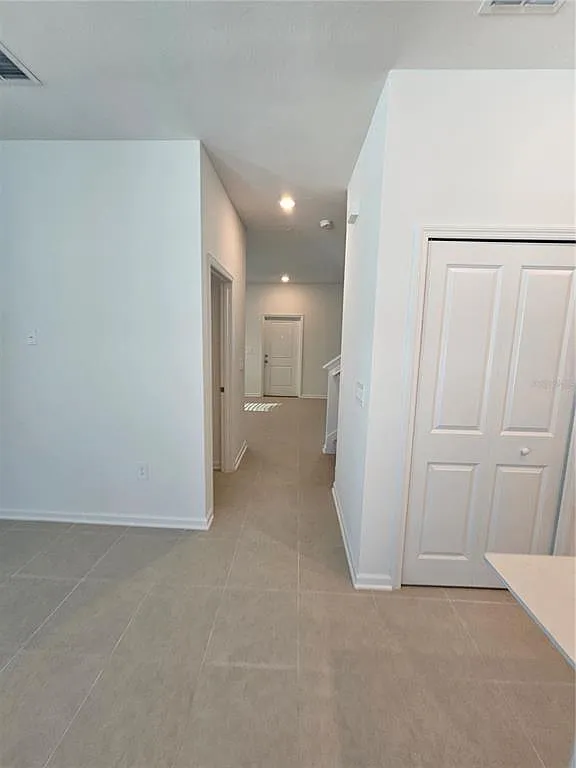 3 bed, 2.5 bath, 1755 sqft, $2,500 — Photo 4