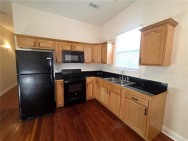 2519 N Derbigny St — Photo 5